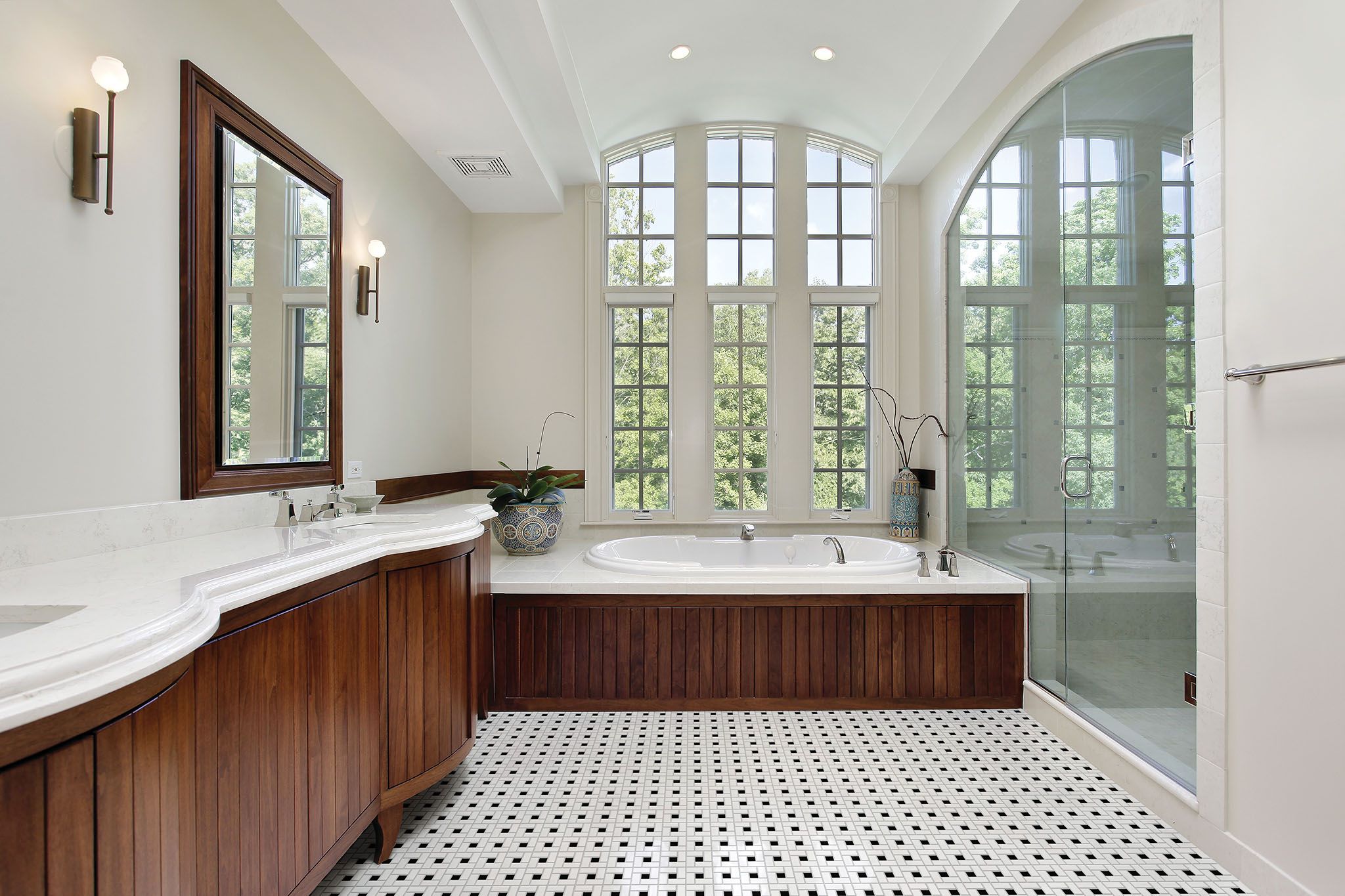 Traditions White W/Retro Black Matte Basketweave Mosaic | Tile Center